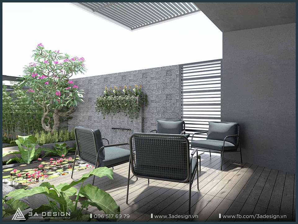 Thiết kế sân thượng xanh, tiểu cảnh nước, sàn gỗ và khu vực ngồi thư giãn ngoài trời.