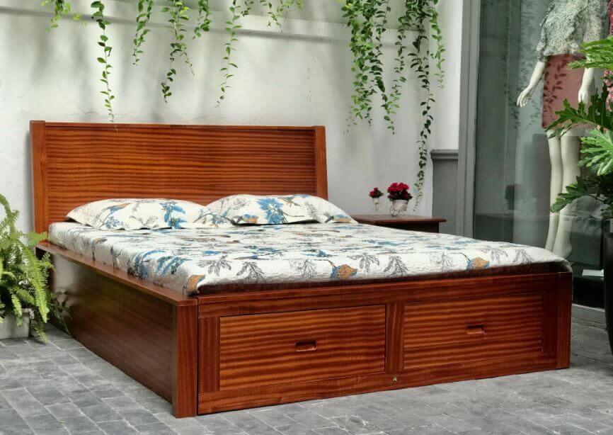 gỗ xoan đào là loại gỗ bền bỉ thường xuyên được sử dụng trong sản xuất đồ nội thất