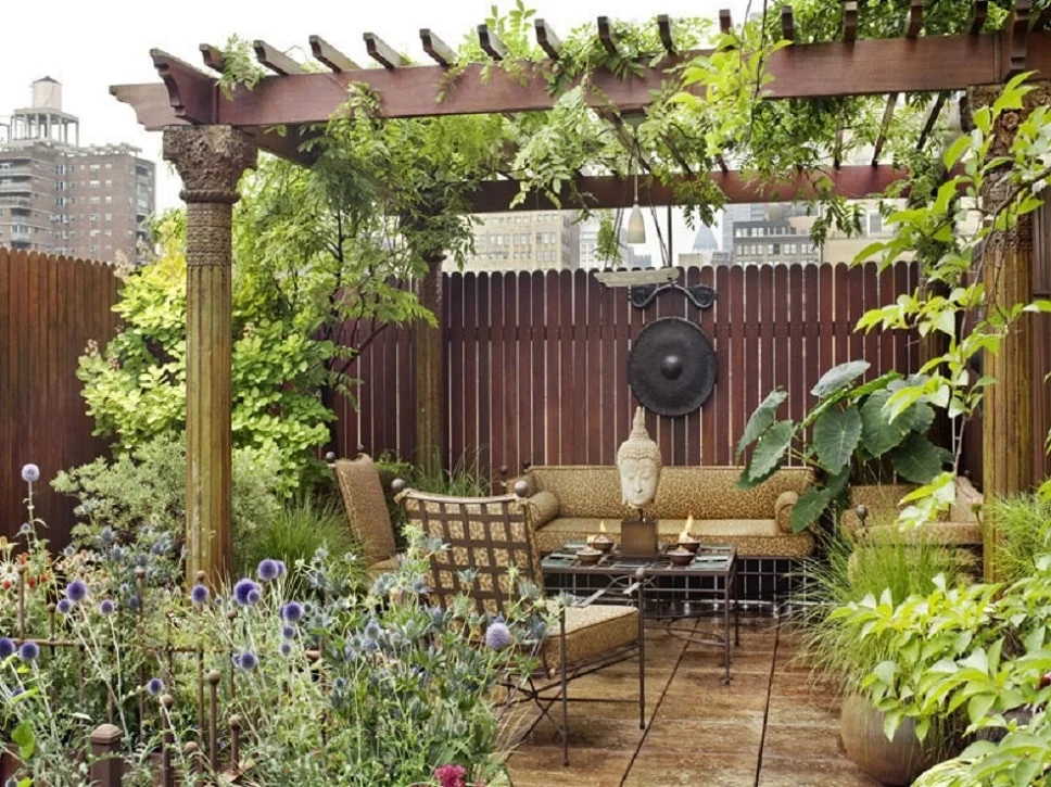 Tận dụng sân thượng để thiết kế khu vườn nhỏ