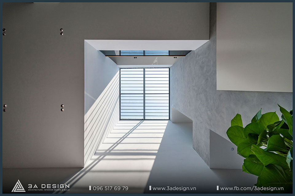 thông tầng giúp căn nhà lấy ánh sáng tự nhiên và đối lưu không khí