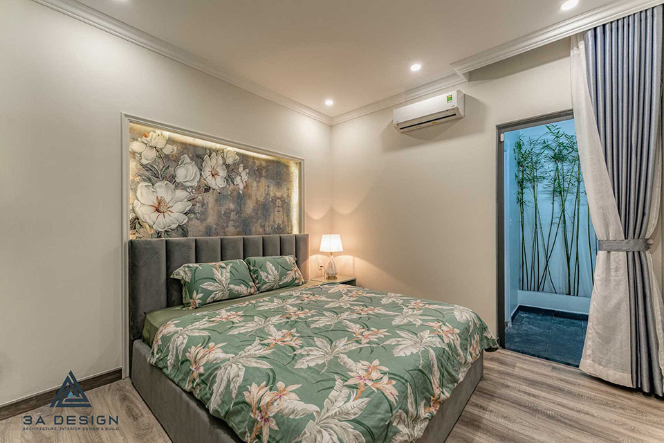 Phòng ngủ nhẹ nhàng khi trang trí mảng tường hoa