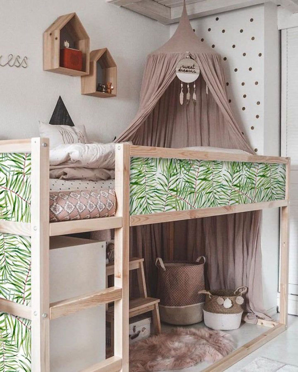 lựa chọn kiểu dáng, kích thước phù hợp trang trí phòng ngủ nhỏ cho nữ